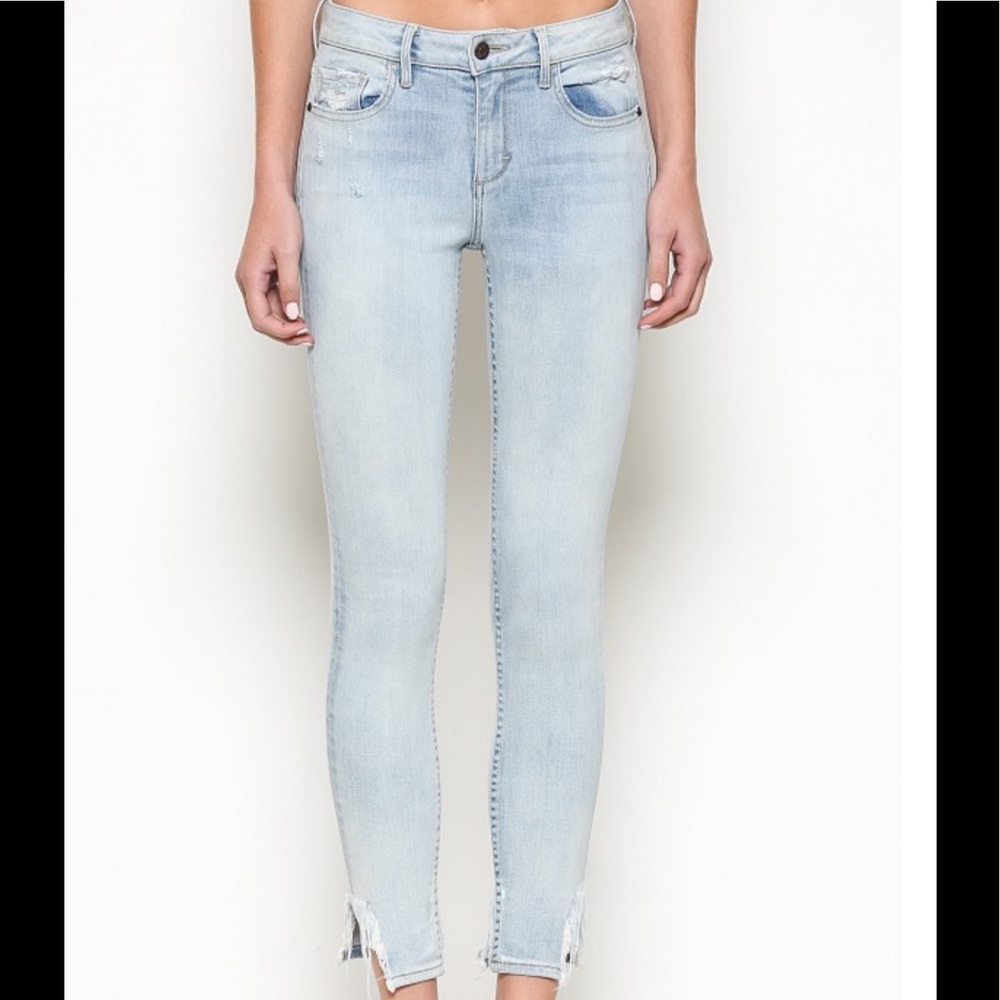 Hidden Jeans Amelia distressed Super light wash